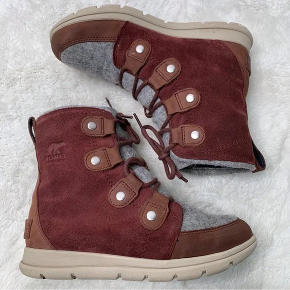 Sorel Women's Red Grey Explorer Joan Redwood Felt Waterproof Winter Boot Size 7 - Picture 2 of 13